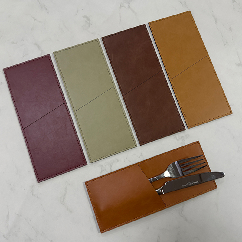 Porte-couverts en similicuir laserable