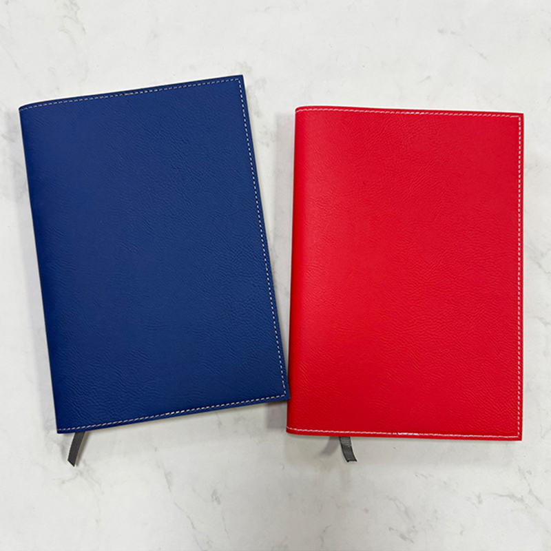 Carnet modifiable en similicuir laserable