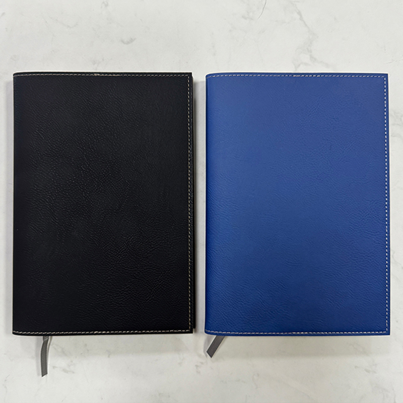 Carnet modifiable en similicuir laserable