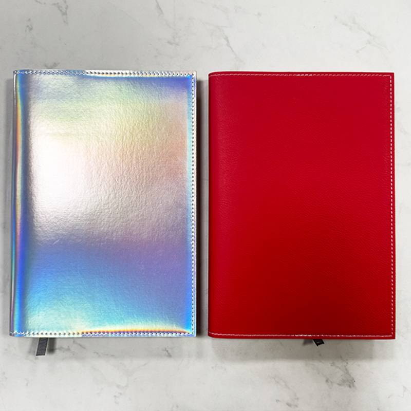 Carnet modifiable en similicuir laserable