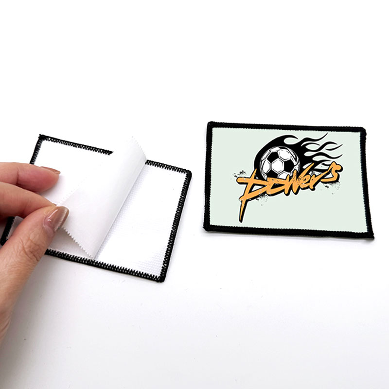 Patch Merrow en tissu de sublimation rectangulaire de 3 1/2' x 2 1/2' avec adhésif