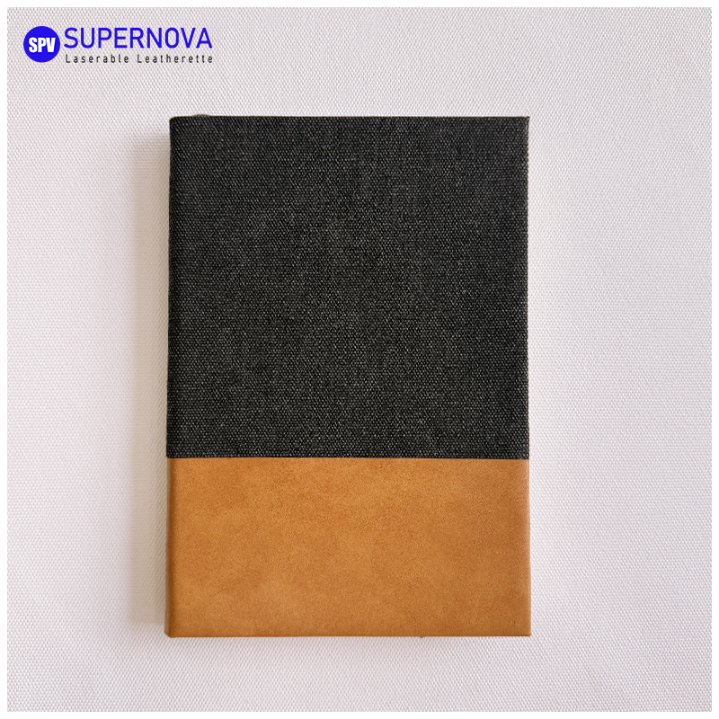 Carnet en similicuir et en toile fendu au laser