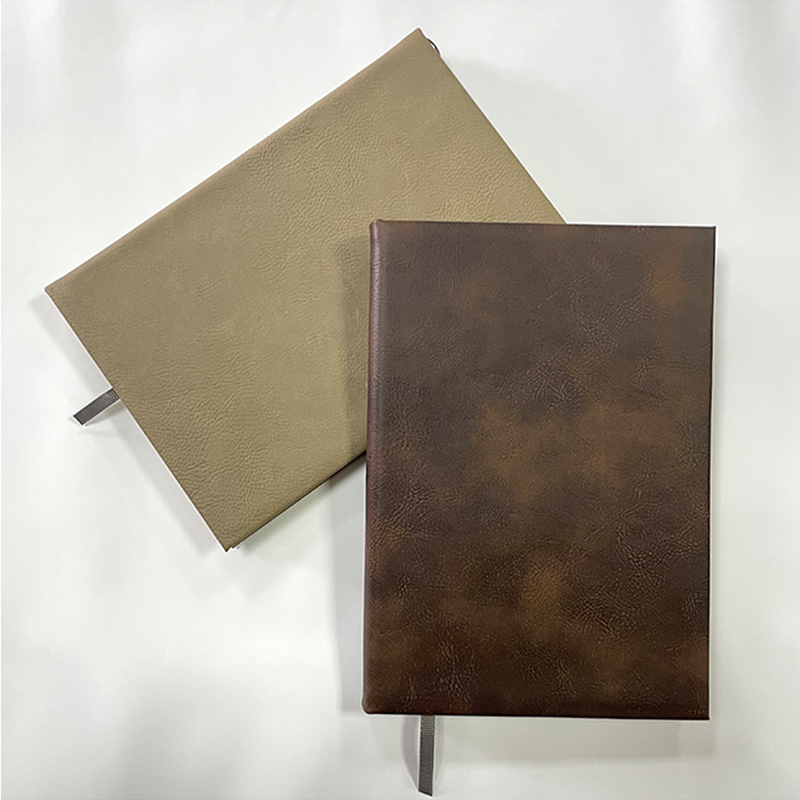 Carnet de croquis en similicuir laser 5 1/4 x 8 1/4 Carnet de croquis en similicuir laser 5 1/4 x 8 1/4