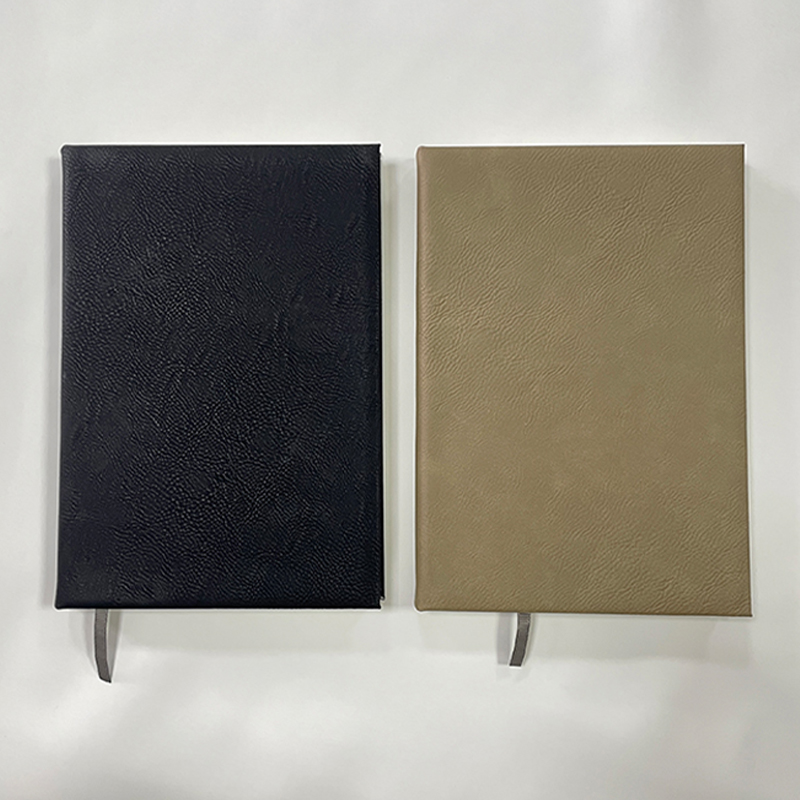 Carnet de croquis en similicuir laser 7 x 9 3/4