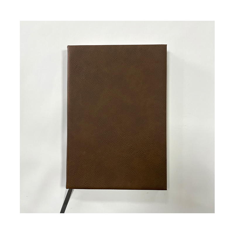 Journaux en similicuir 7' x 9 3/4' Journaux en similicuir 7' x 9 3/4'