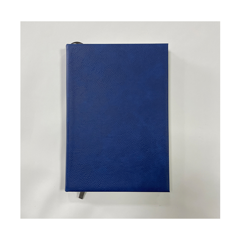 Journaux en similicuir 7' x 9 3/4' Journaux en similicuir 7' x 9 3/4'