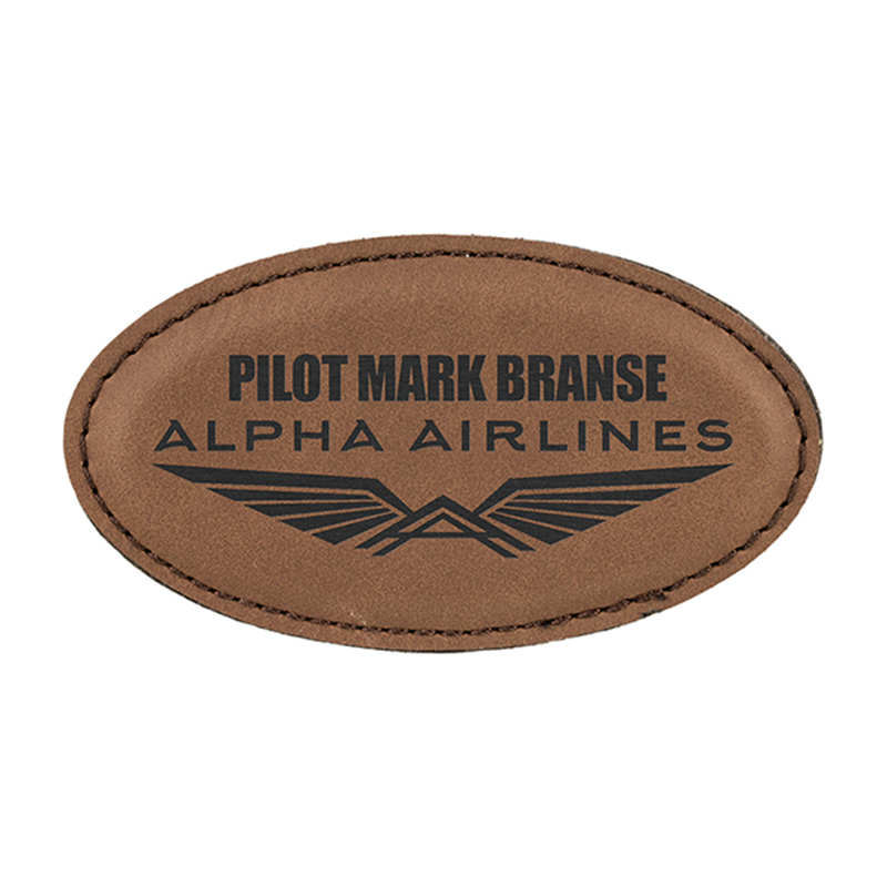 Badge ovale en similicuir laser vierge avec aimant