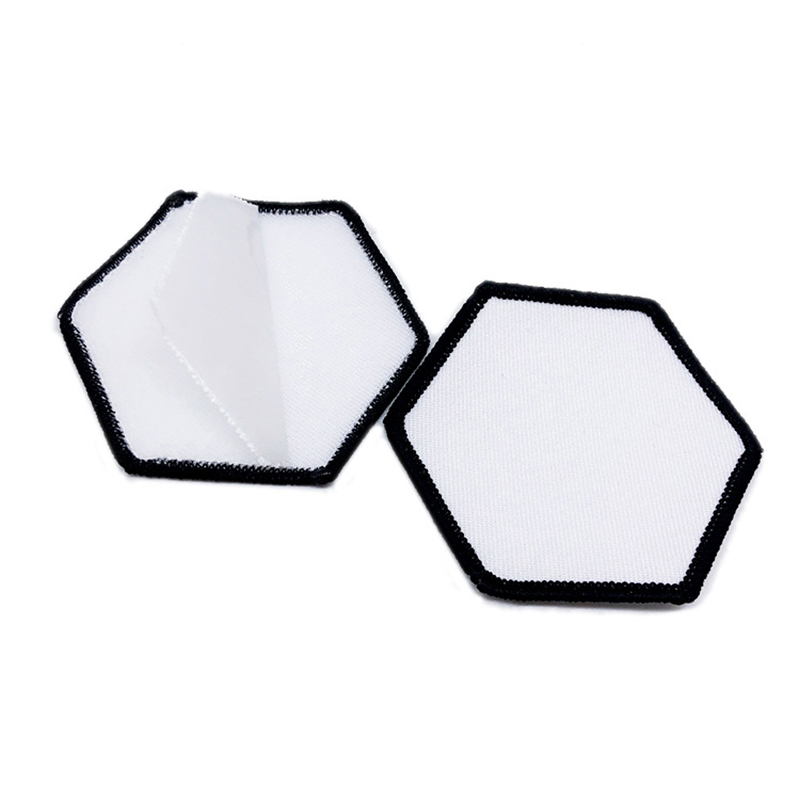 Patchs rectangulaires en similicuir par sublimation de 3 1/2' x 2 1/2' avec adhésif