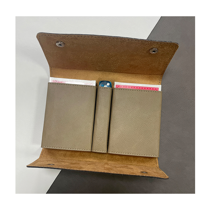 Boîte à cartes à jouer en similicuir laserable