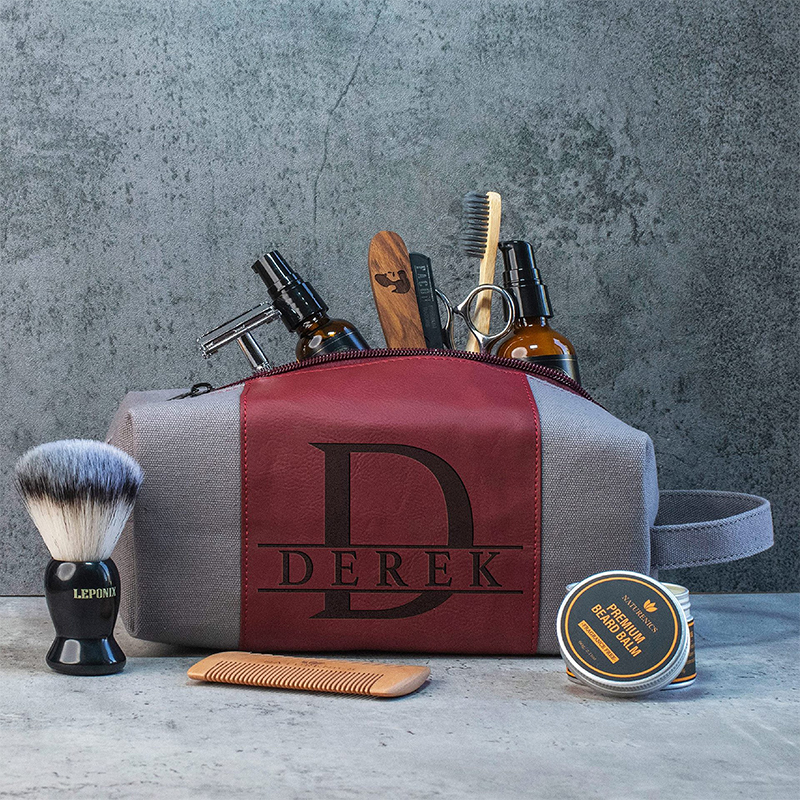 Trousse de toilette en similicuir laserable Trousse de toilette en similicuir laserable